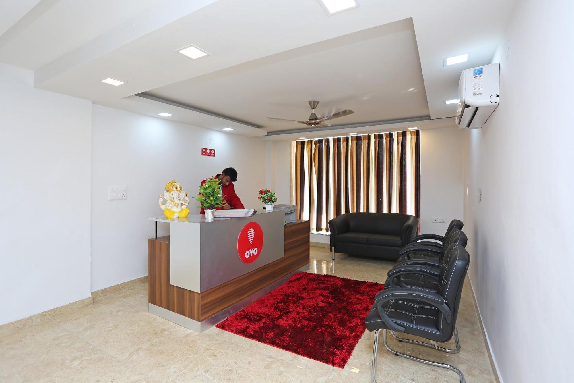 Hotel O Green Residency Near Appu Ghar グルガウン エクステリア 写真